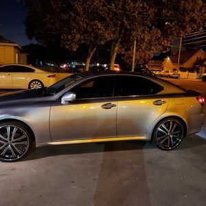 Meet your Posher, Clarence